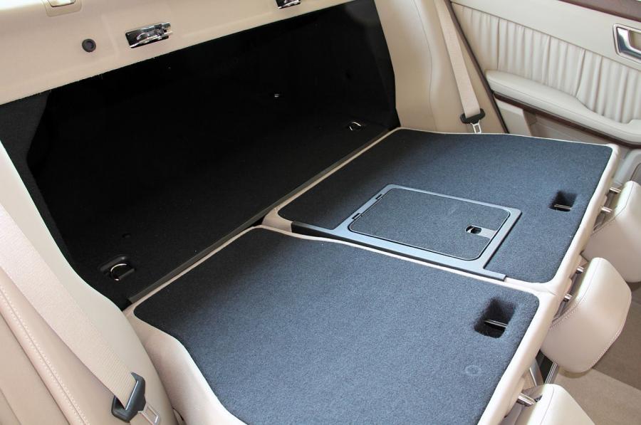  Mercedes-Benz E350 2012 года  (фото 10 из 37)